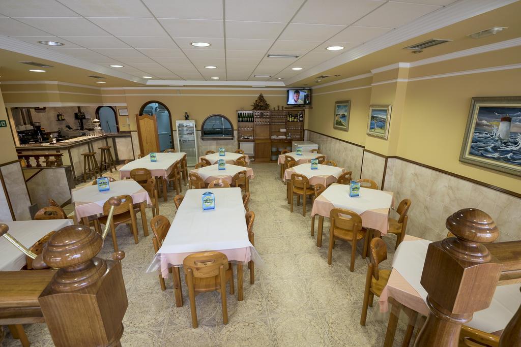 Hostal O Camouco Vera Dış mekan fotoğraf