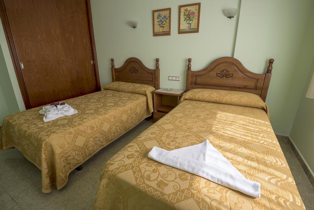 Hostal O Camouco Vera Dış mekan fotoğraf