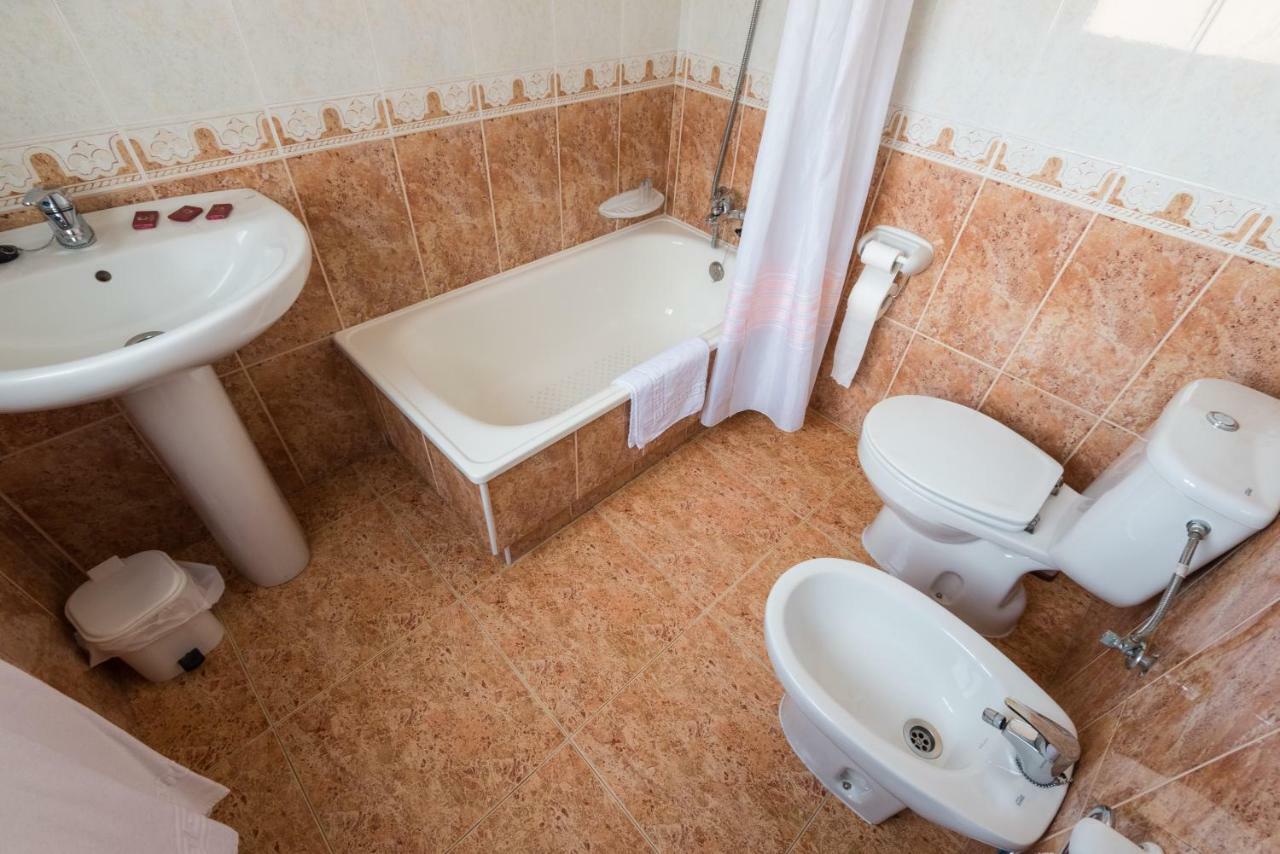 Hostal O Camouco Vera Dış mekan fotoğraf