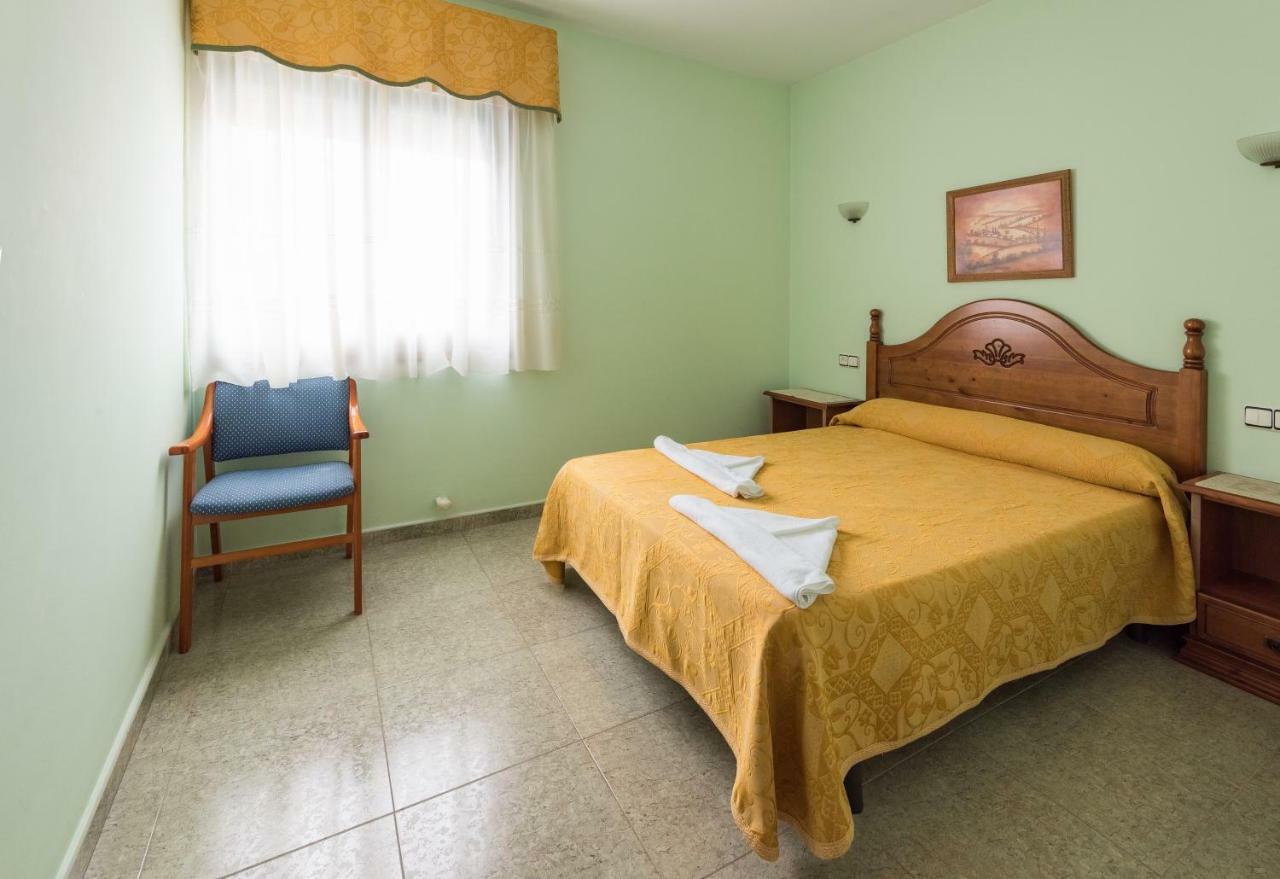 Hostal O Camouco Vera Dış mekan fotoğraf
